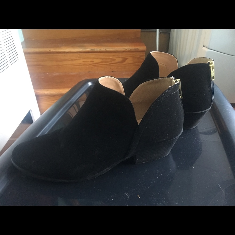 Black boots